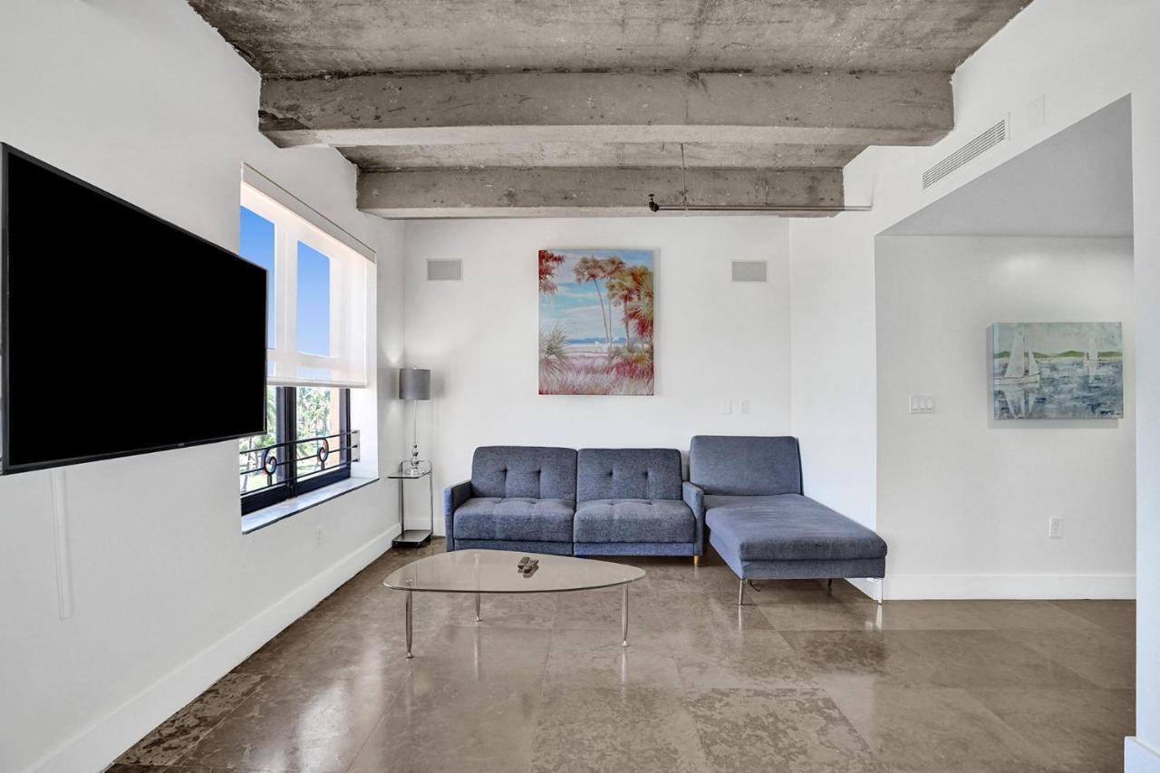 Amazing Two Bedroom Apartments Ocean View- Miami Beach Buitenkant foto