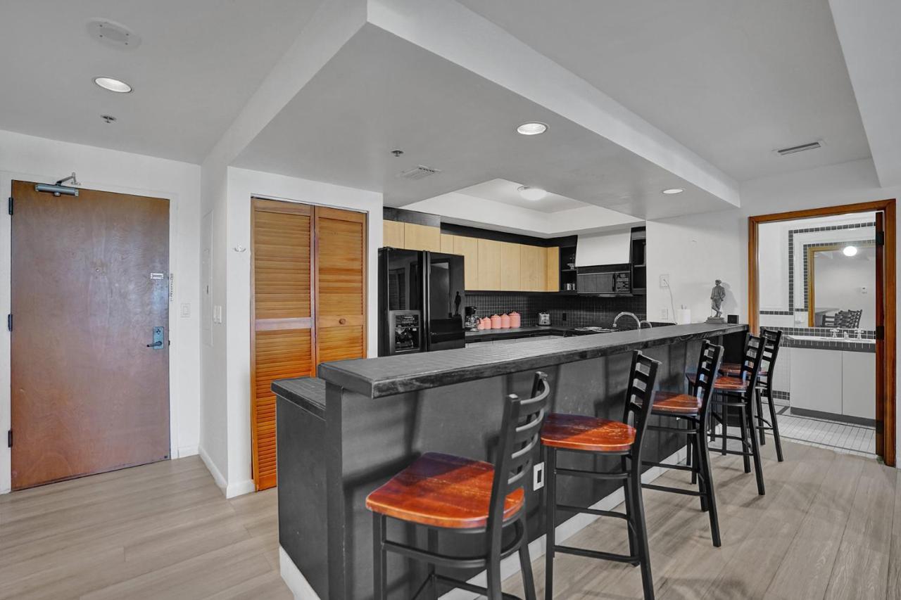 Amazing Two Bedroom Apartments Ocean View- Miami Beach Buitenkant foto