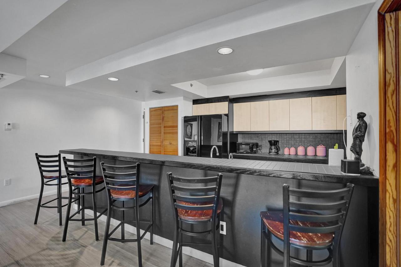Amazing Two Bedroom Apartments Ocean View- Miami Beach Buitenkant foto