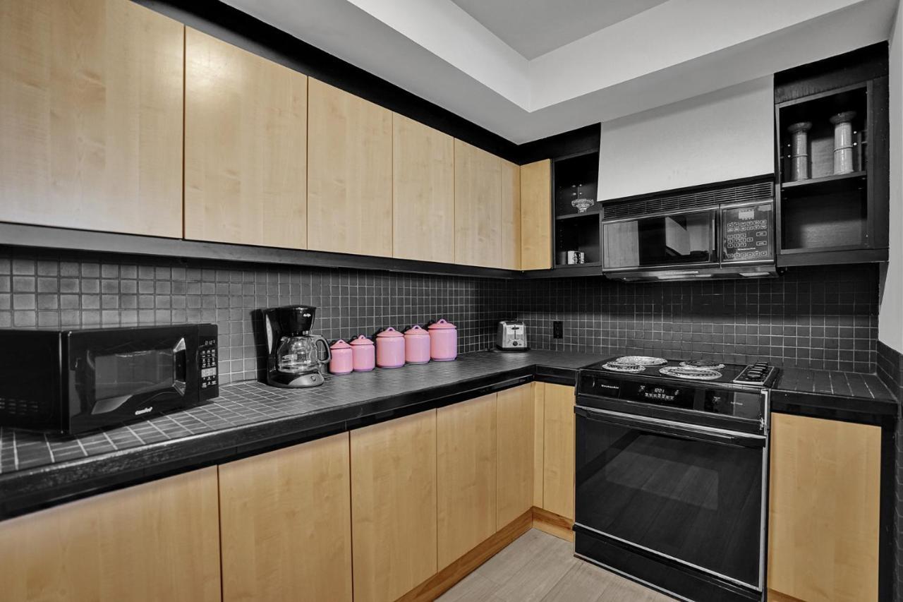 Amazing Two Bedroom Apartments Ocean View- Miami Beach Buitenkant foto