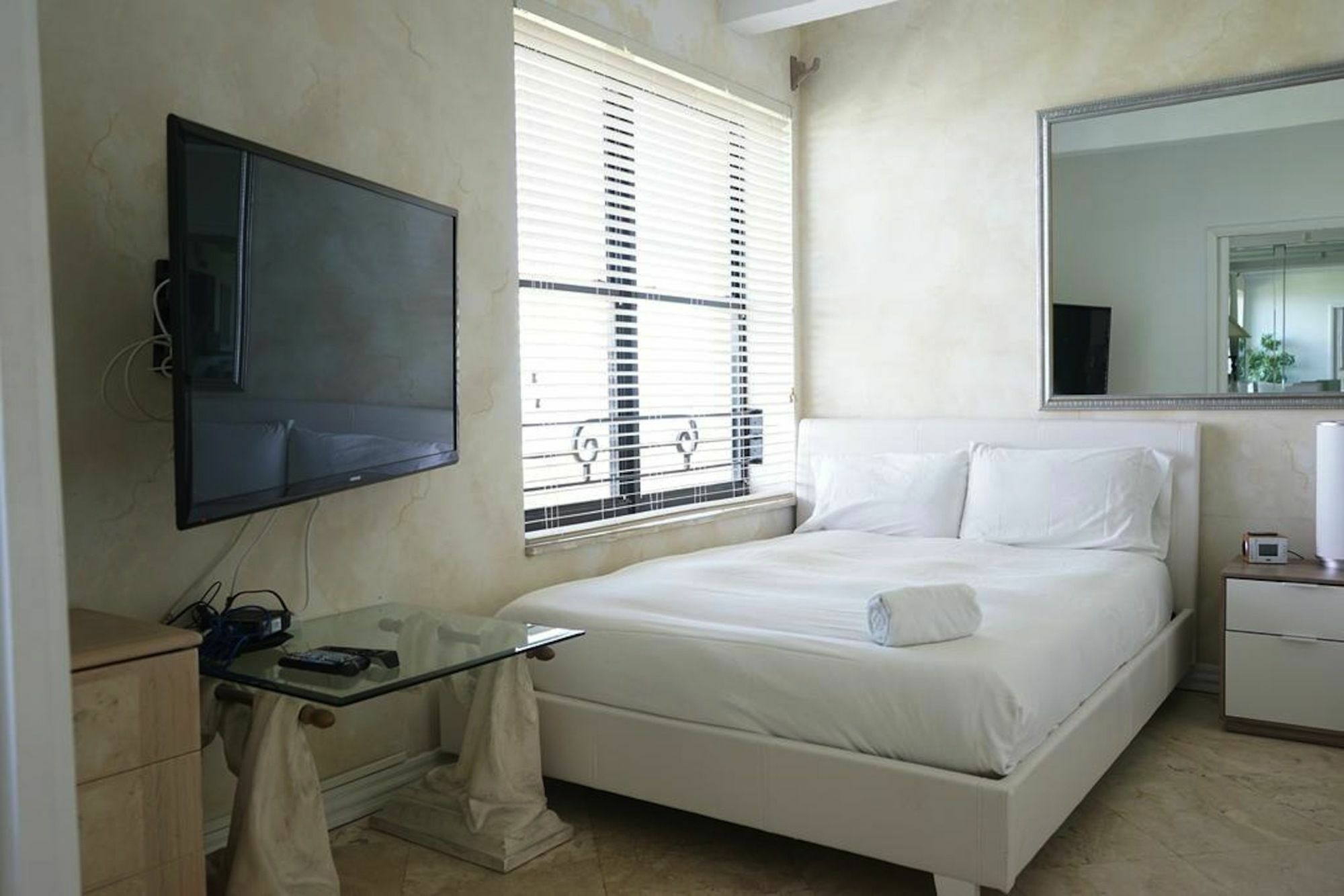 Amazing Two Bedroom Apartments Ocean View- Miami Beach Buitenkant foto